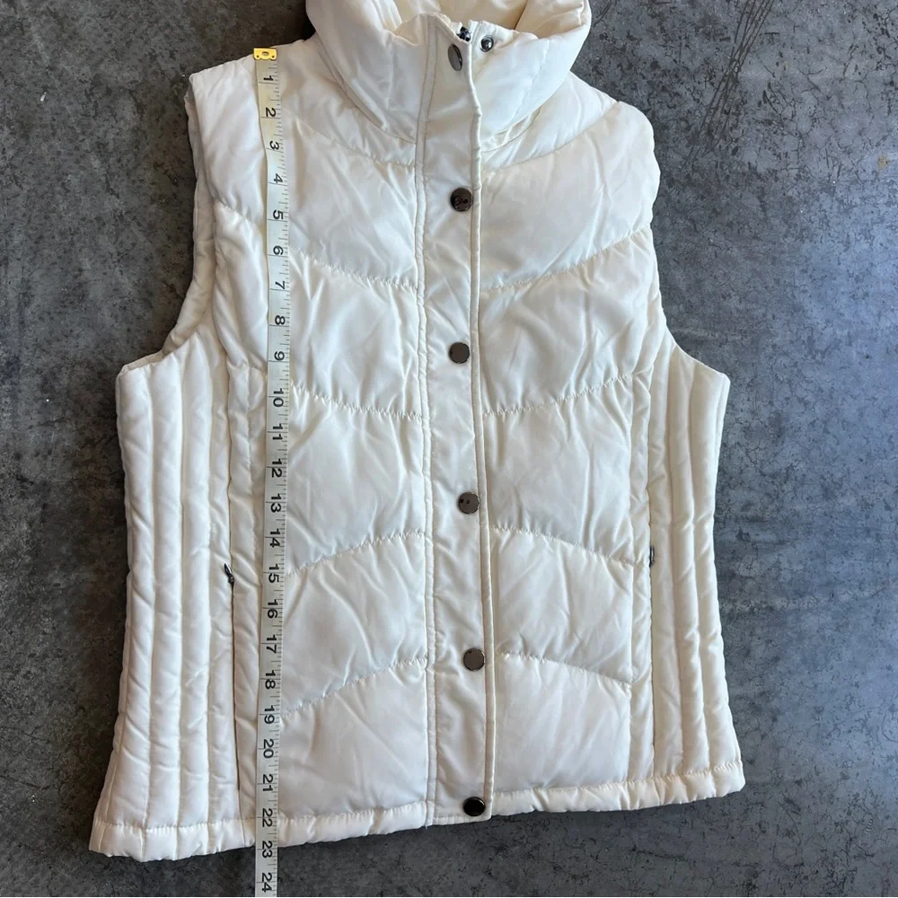 Kenneth Cole Reaction Down Puffer Vest Women’s Medium Ivory Quilted Zip Pokets
